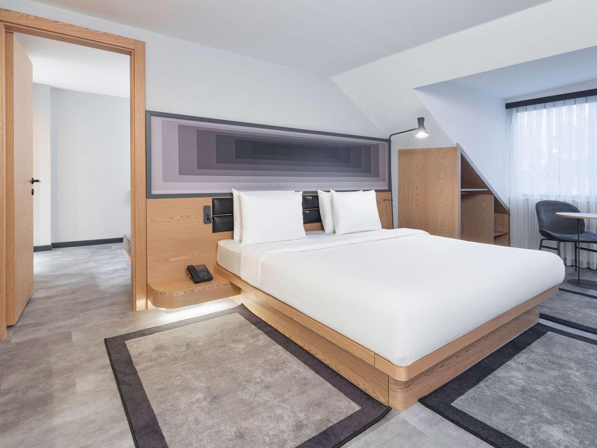 Ibis Istanbul Sisli Hotell Exteriör bild