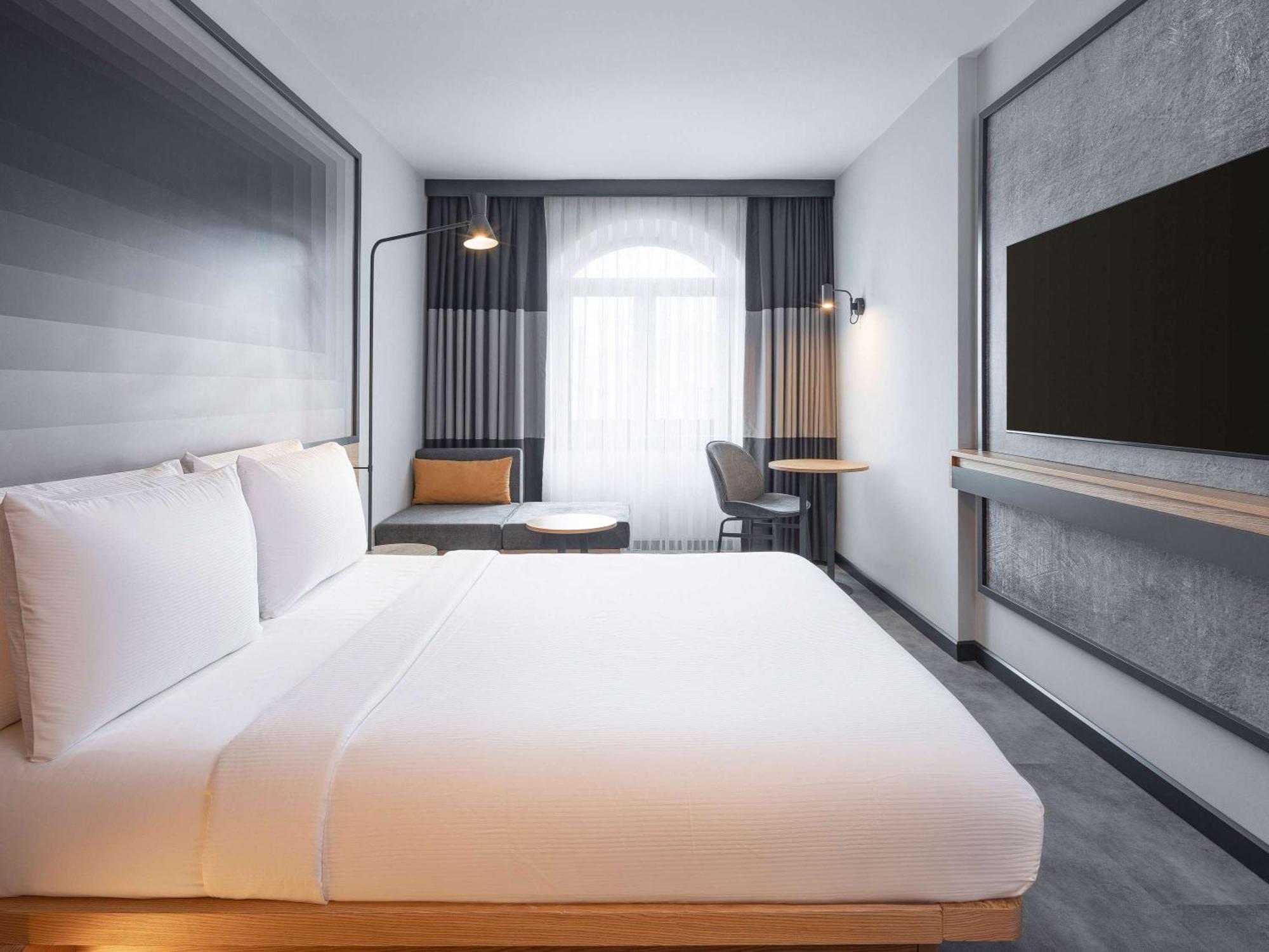 Ibis Istanbul Sisli Hotell Exteriör bild