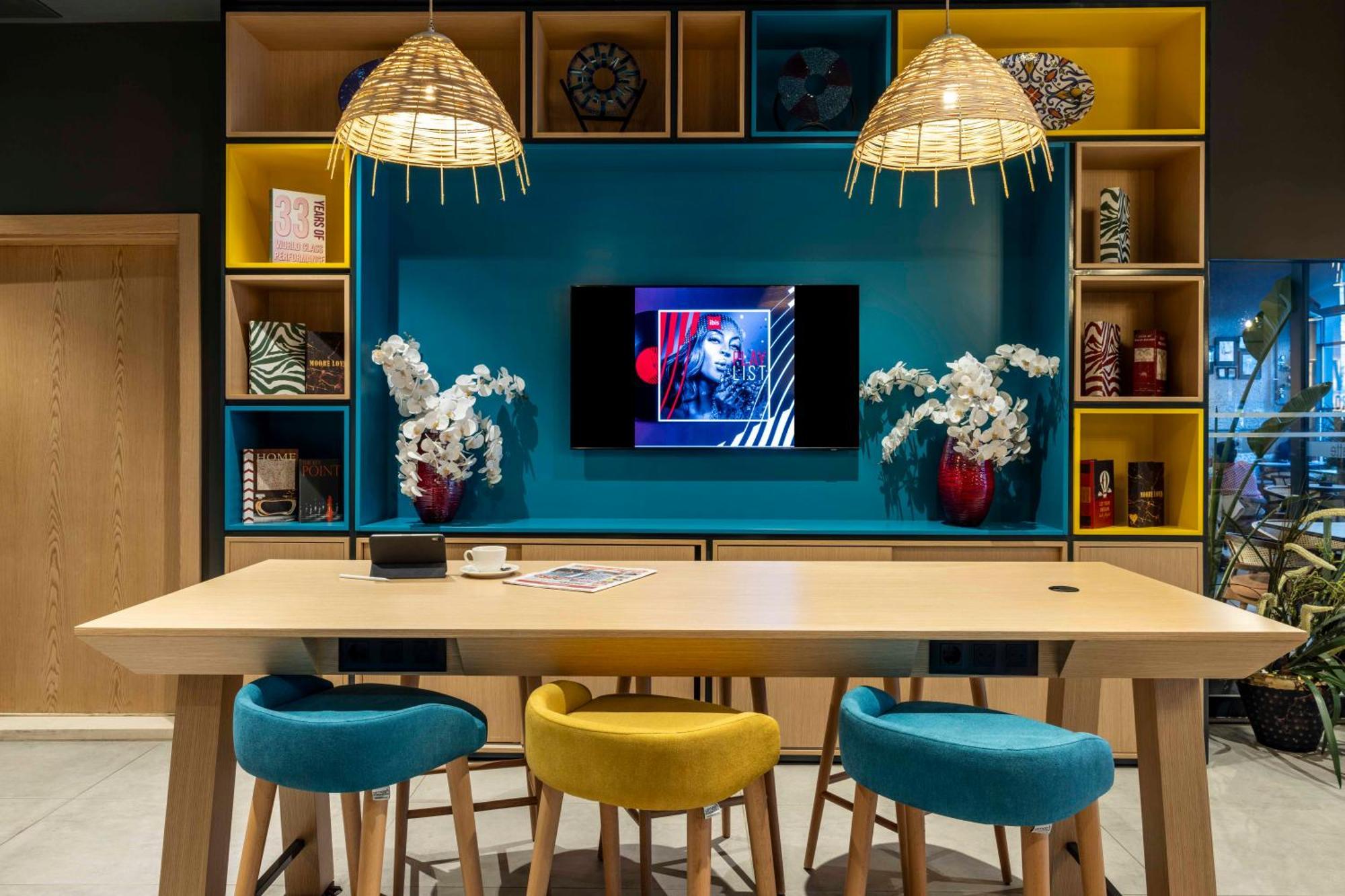 Ibis Istanbul Sisli Hotell Exteriör bild