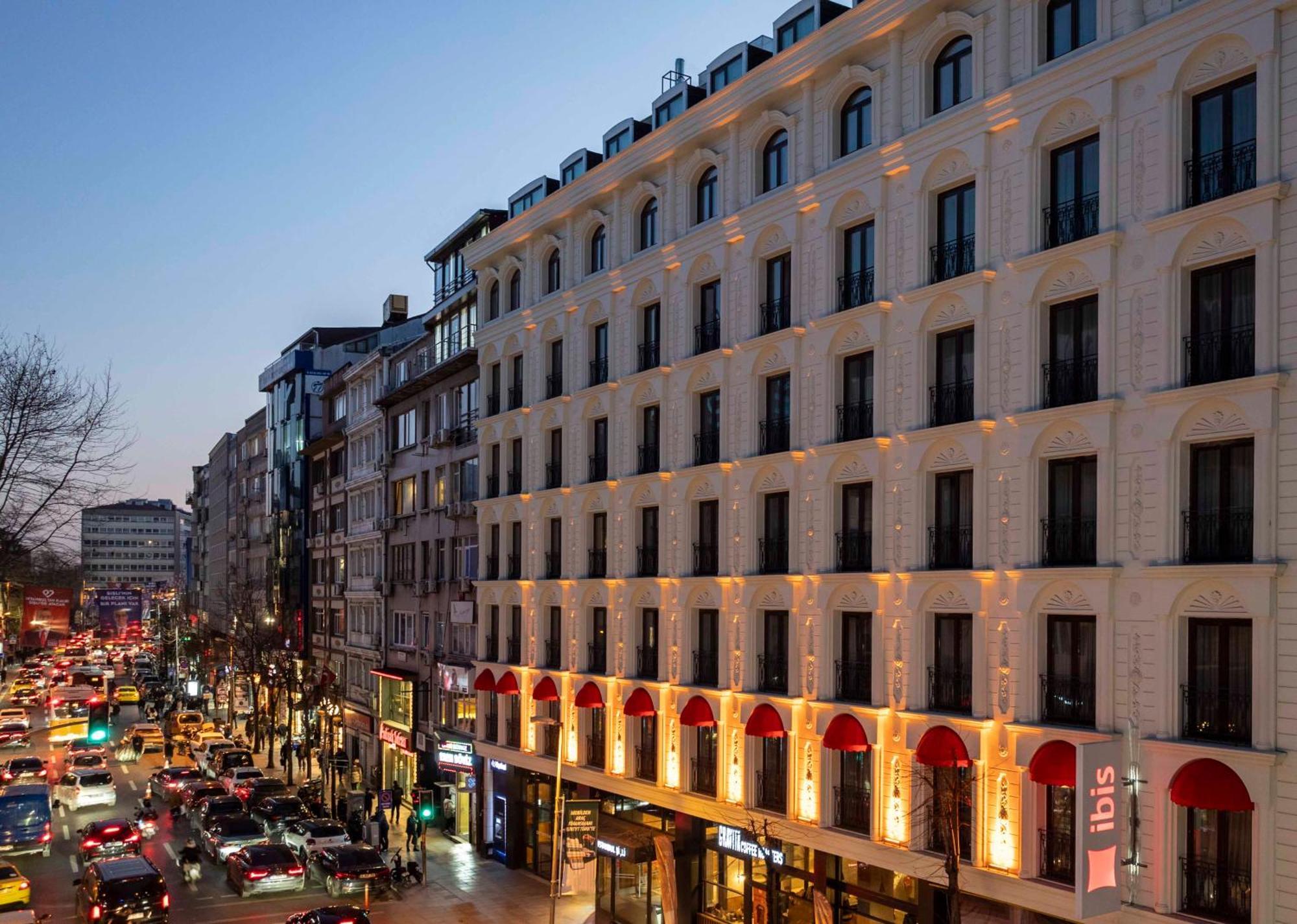 Ibis Istanbul Sisli Hotell Exteriör bild